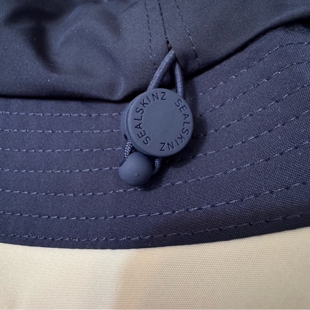 NWOT SEALSKINZ Waterproof Lightweight Bucket Hat S / M Navy - Picture 4 of 7